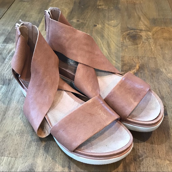 eileen fisher sonny sandal